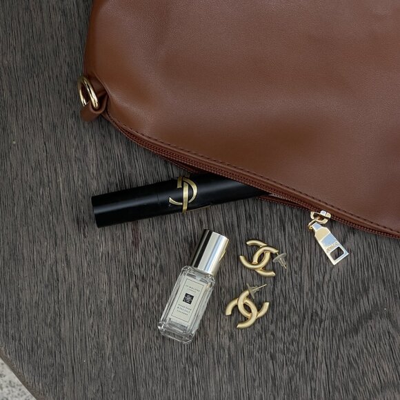 Vegan Leather Brown Tote – Jen + Co - Picture 4 of 6